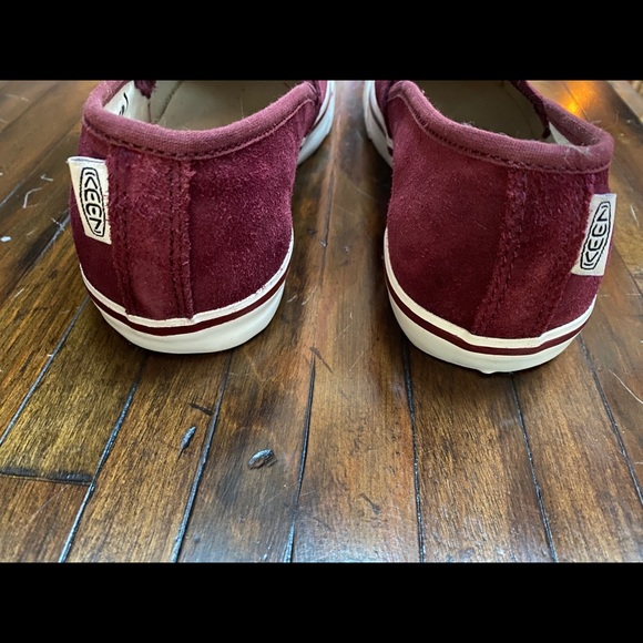 Keen burgundy suede shoes - Picture 5 of 9